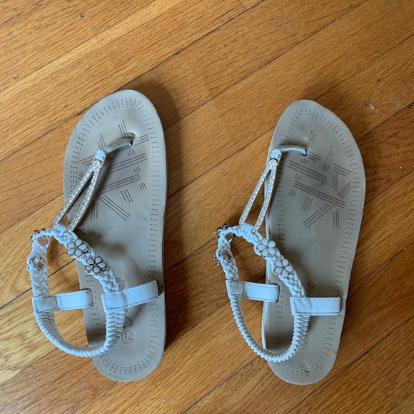 Thong rhinestone cushioned Sandals - Picture 6 of 7